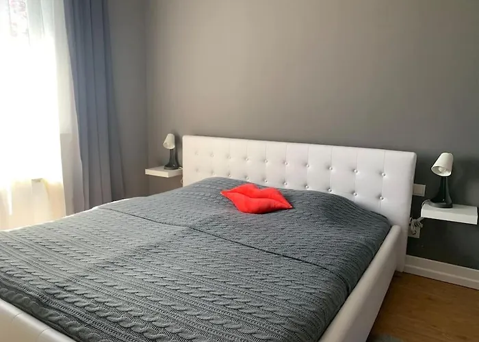 Golden Luxury 아파트